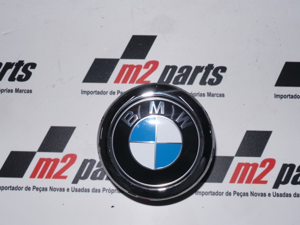 Peças - Fecho Da Mala Com Emblema Seminovo/ Original Bmw 1 (F20)/Bmw