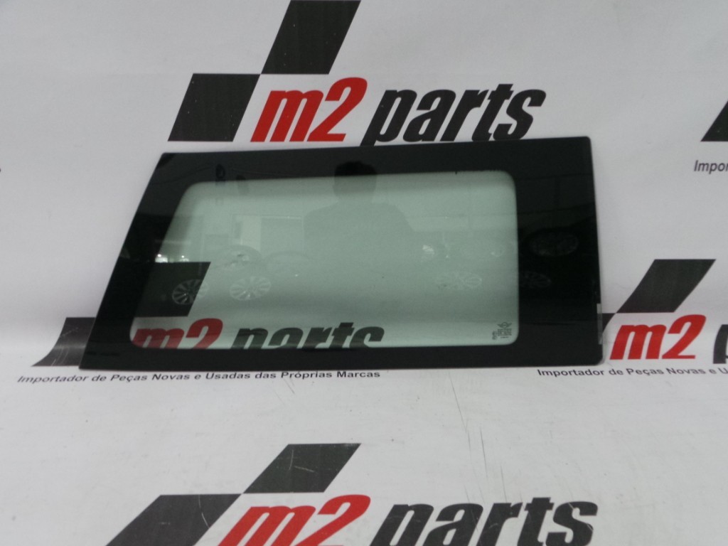 Peças - Vidro Painel Direito Seminovo/ Original Mini Mini (R56) 5137