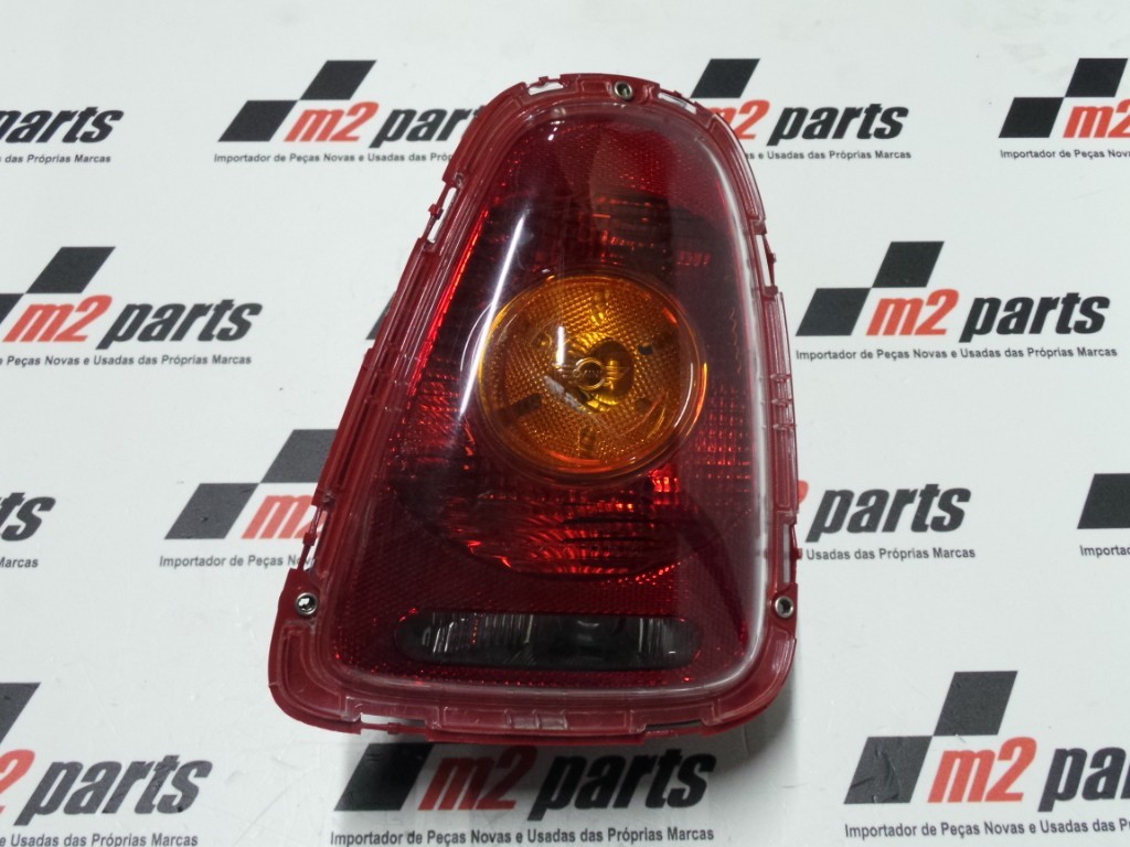 Peças - Farolim Direito Seminovo/ Original Mini R56/Mini R57 6321275