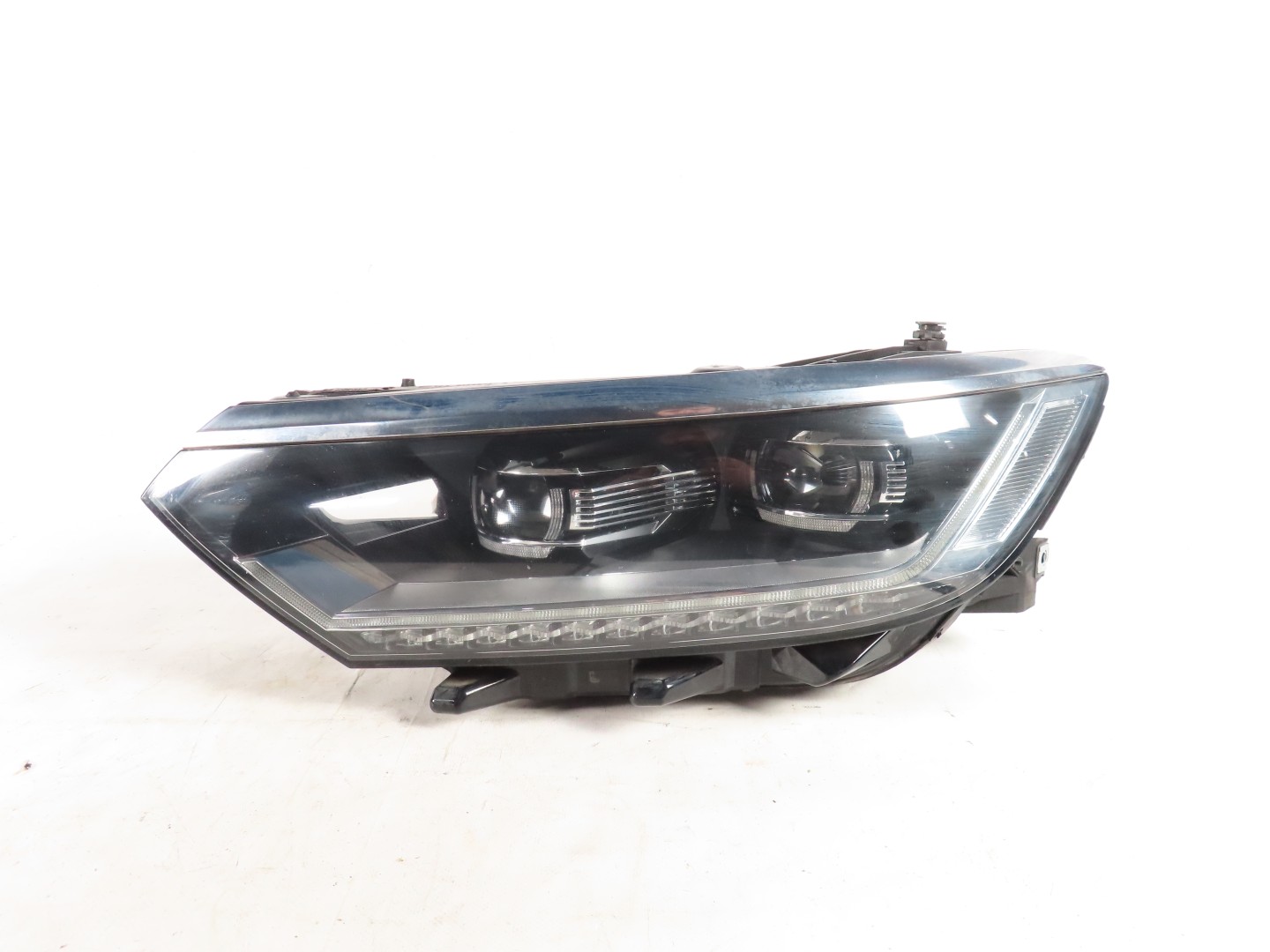 Peças - Farol Led Esquerdo Seminovo/ Original Vw Passat (3G2)/Vw Pas