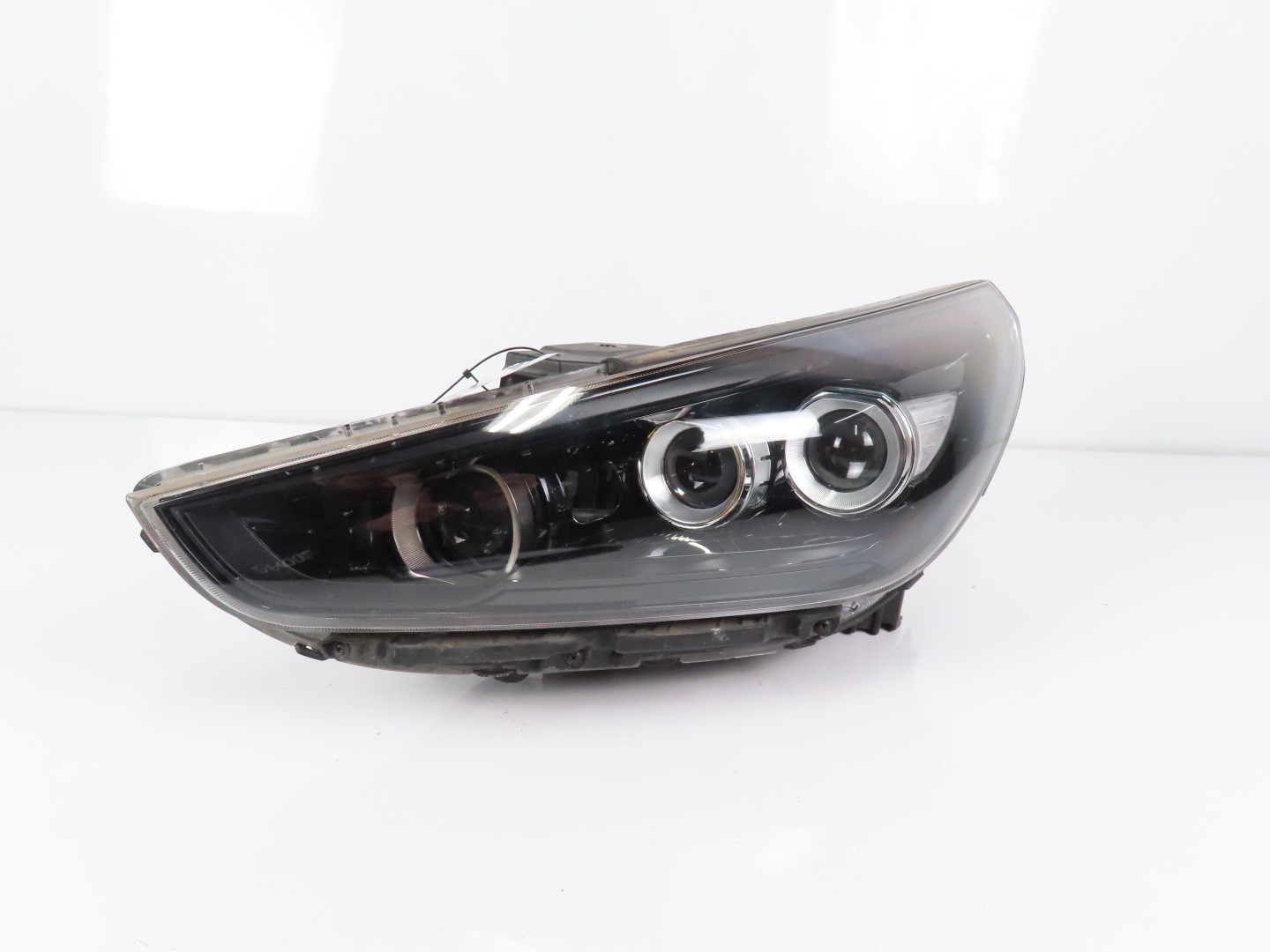 Peças - Farol Led Esquerdo Usado / Original Hyundai I30 (Pde, Pd, Pd