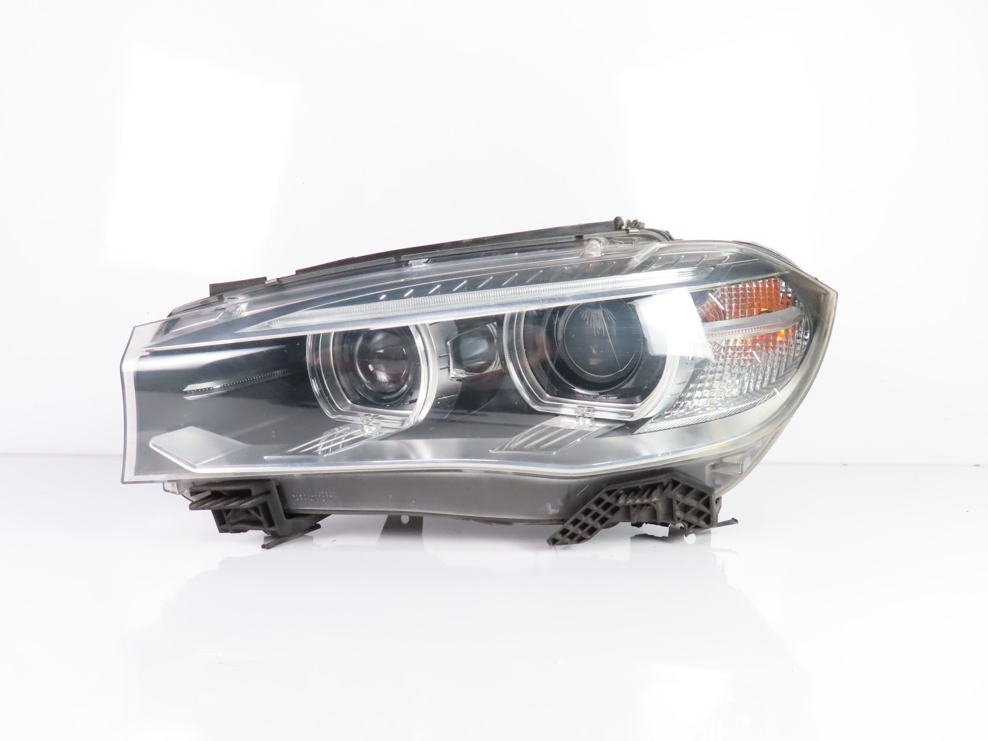 Peças - Farol Xenon Esquerdo Usado / Original Bmw X5 (F15, F85)/Bmw 