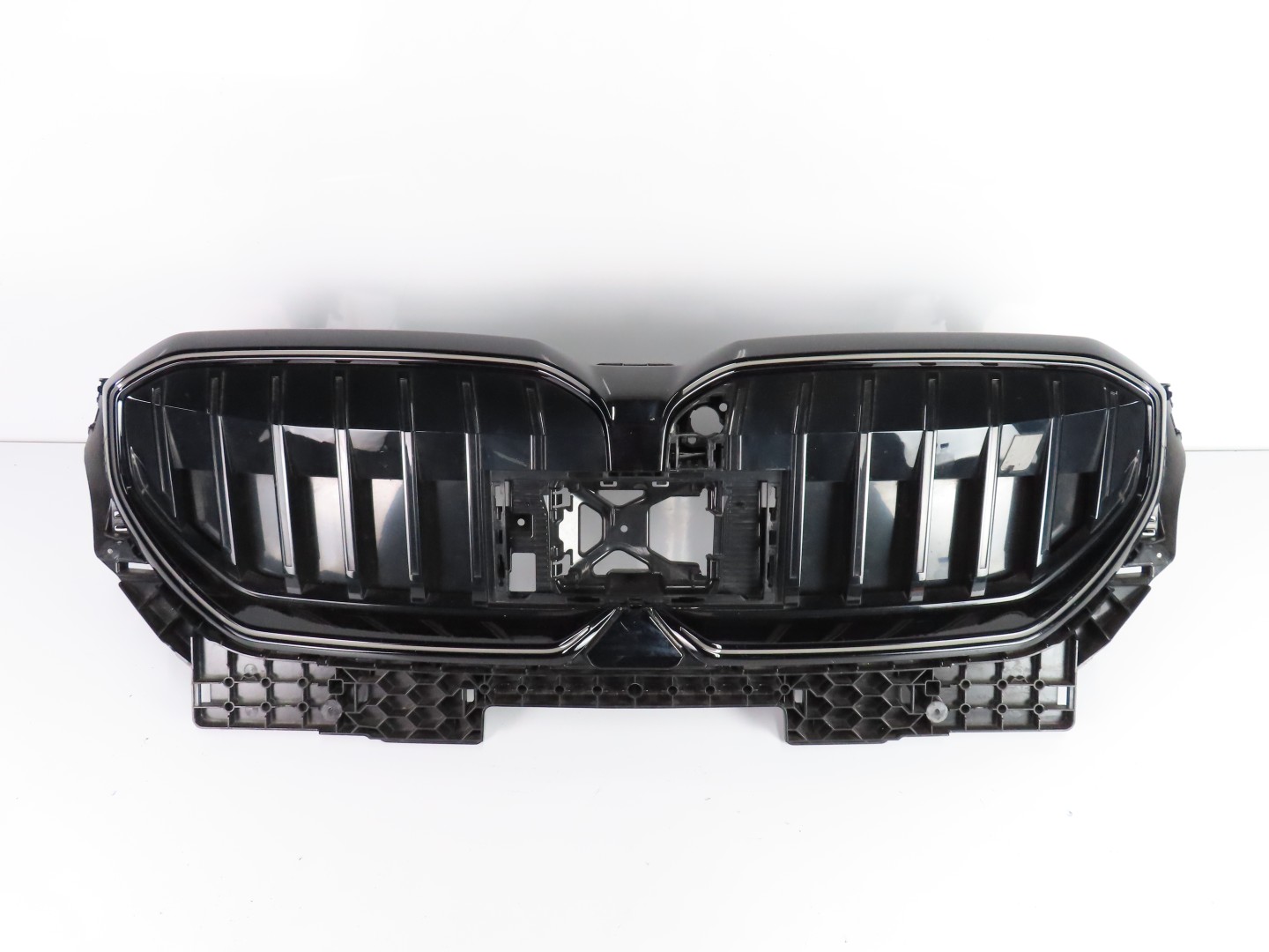 Peças - Grelha G60 / G61 Frontal Usado / Original Bmw 5 (G30, F90)/B